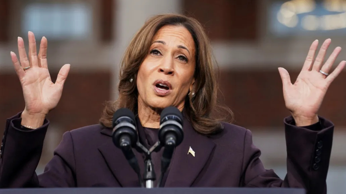Kamala Harris Tells of Dismay as Tim Walz