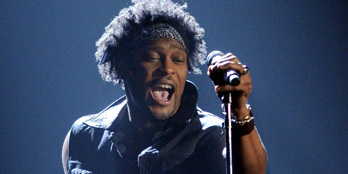 The Architect of Neo-Soul: D’Angelo’s 10 Greatest Tracks That Redefined a Generation